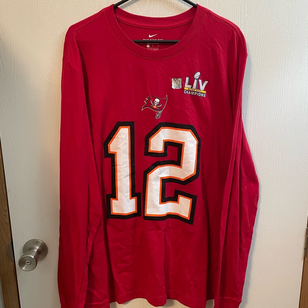 Nike Tom Brady Tampa Bay Bucs #12 Super Bowl LIV long sleeve Tee Shirt SZ L